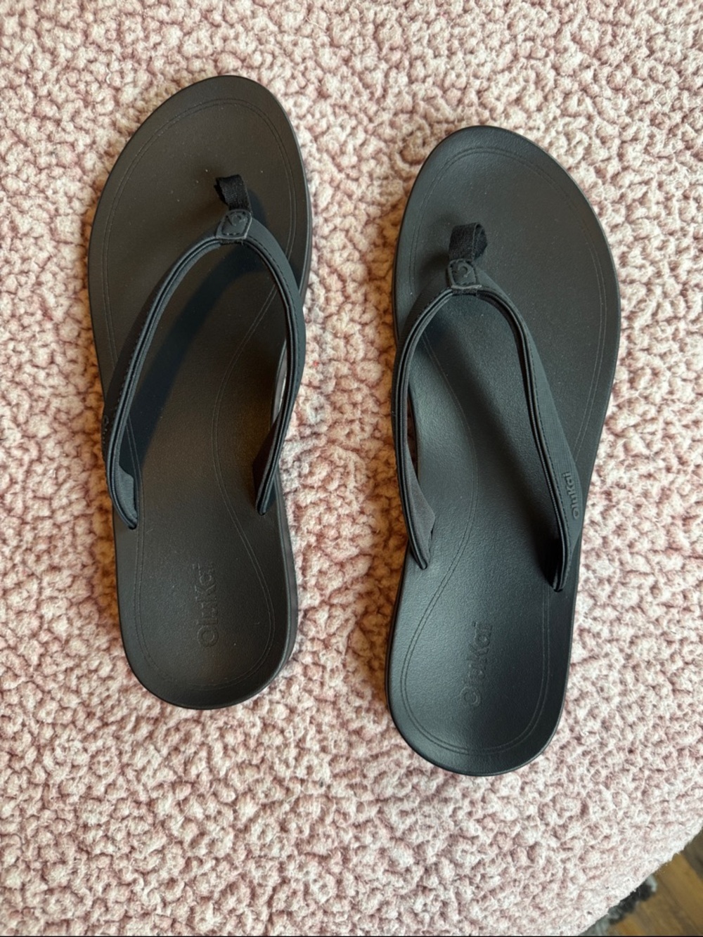 OluKai Black Women's Flip Flop Sandals